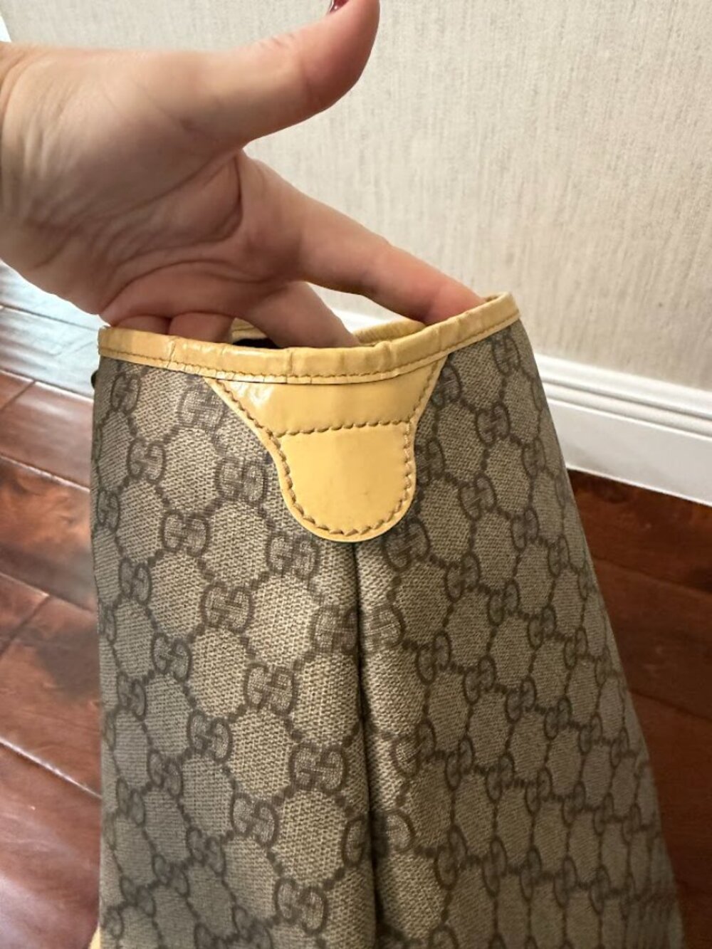 Authentic Gucci GG Canvas Large Tote Bag Beige Monogram Leather Made in Italy - Picture 11 of 16